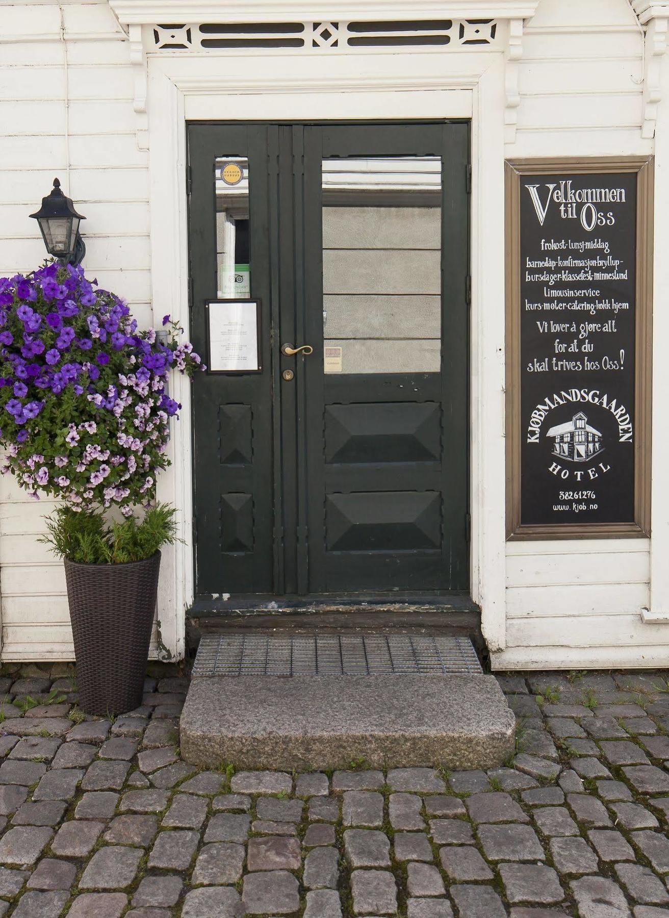 Kjobmandsgaarden Hotel Mandal Exterior foto
